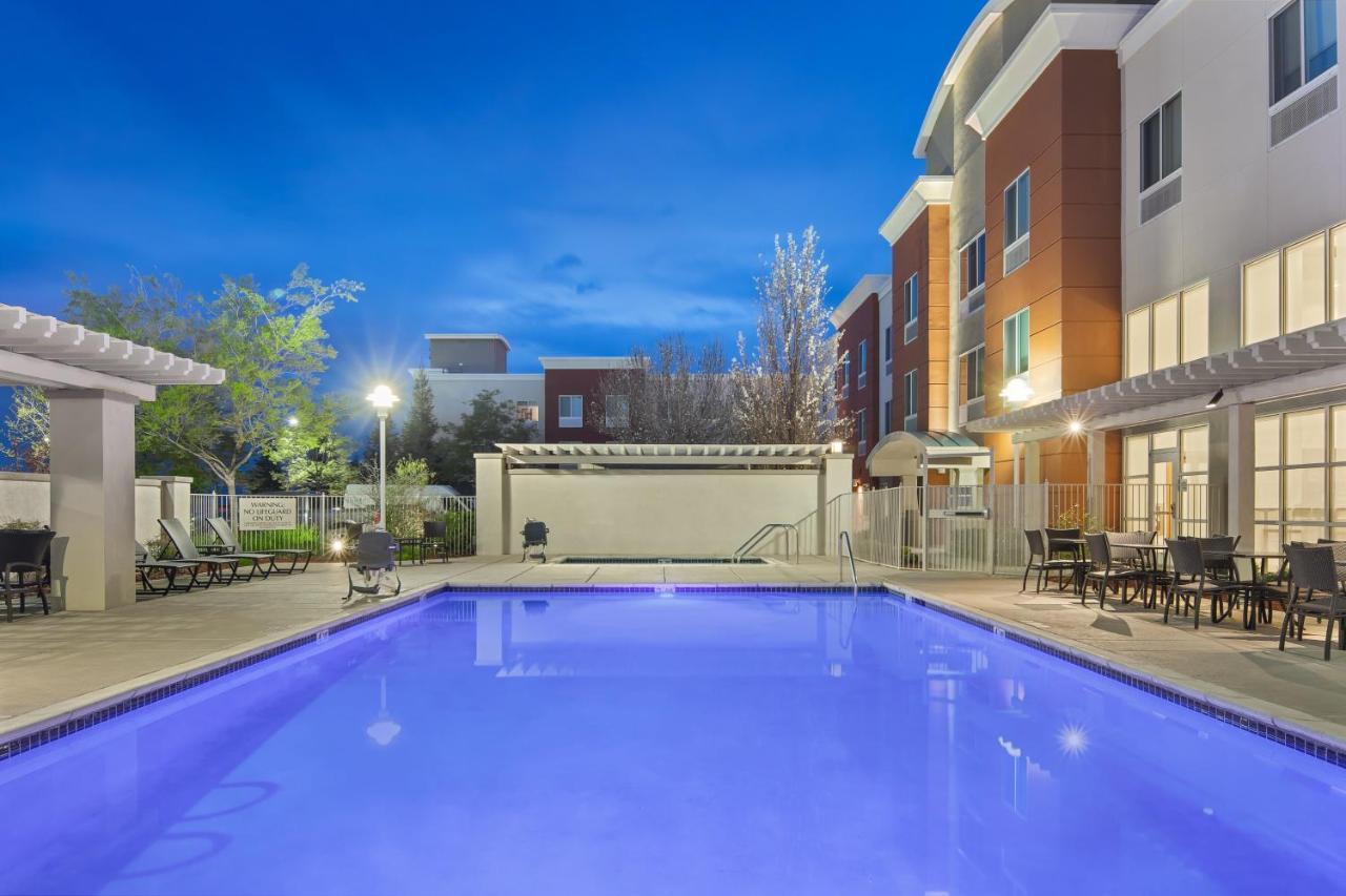 Holiday Inn Express Hotel & Suites Sacramento Airport Natomas, An Ihg Hotel Kültér fotó